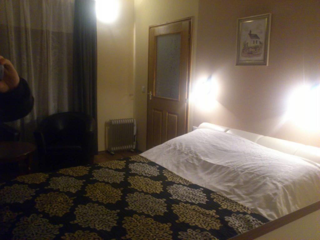 Szilvia Vendeghaz Hotel Korosszakal Cameră foto